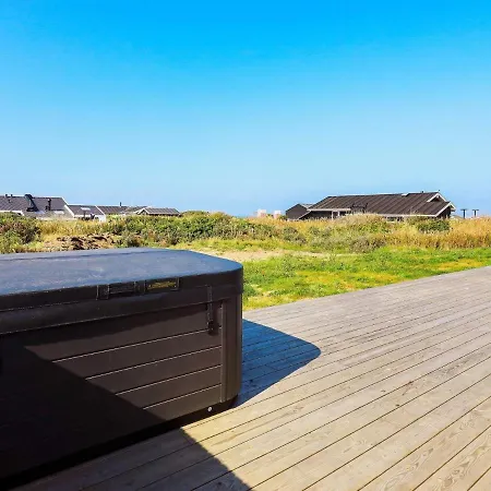 8 Person In Hjorring-by Traum Hjørring