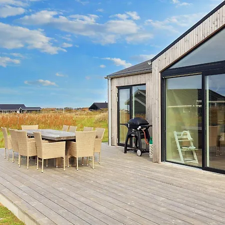 8 Person In Hjorring-by Traum *